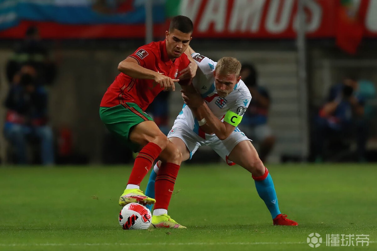 风云突变浙江队今晚迎来里程碑,NBA季后赛版图或变,更衣室稳定,心理建设被强调(nba季后赛)-九游体育平台登录